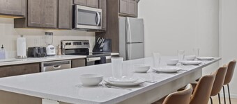 Spacious City Apartment - 1BR