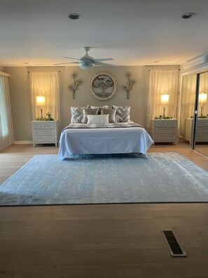 4 bedrooms, free WiFi - 4-bedroom Lake House 45 Minutes from the Beach! (Chipley)