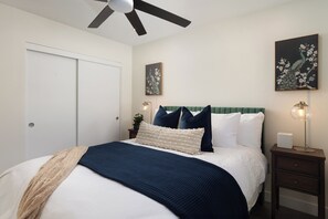 5 soverom, strykejern/-brett, reiseseng for barn og wi-fi (inkludert)