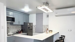 Coffee/tea maker, fridge, microwave, oven - “Serenity By The Sea”
Cozy spaces, tropical vibes in Ocho Rios, Jamaica. (Ocho Rios)