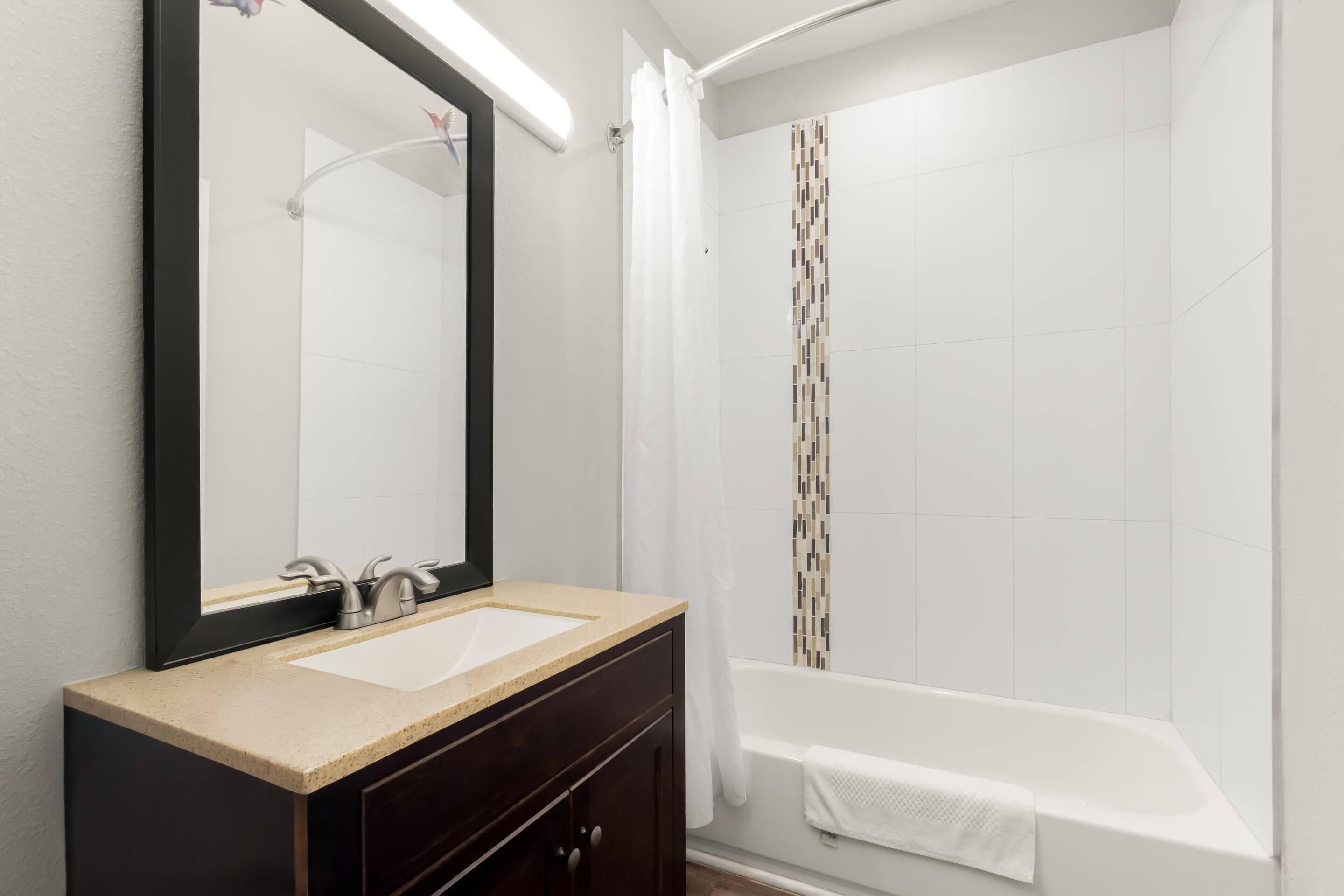 룸, 퀸사이즈침대 2개, 금연