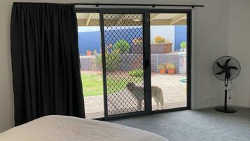 5 chambres, fer et planche Ă repasser, Wi-Fi, draps fournis