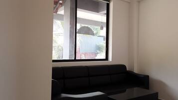 Comfort Double Room, Mountain View | Living area
