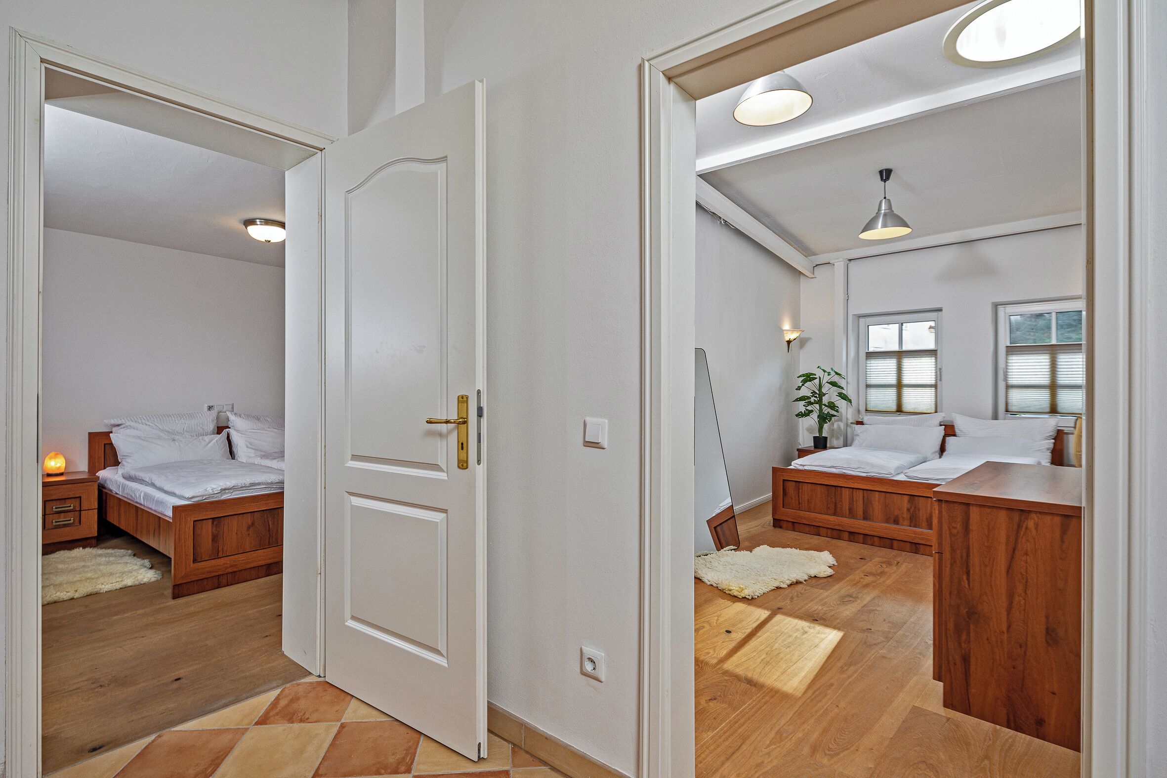 5 chambres, bureau, lit parapluie, Wi-Fi gratuit