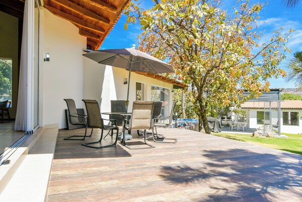 Family House, Garden View | Terrace/patio