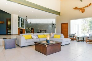 Family House, Garden View | Living area