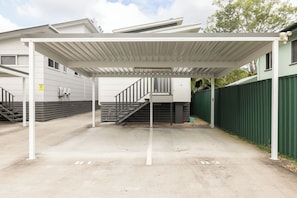 Exterior - Smart Suites Self Check-in Apartments - 14A Freney (Rocklea)