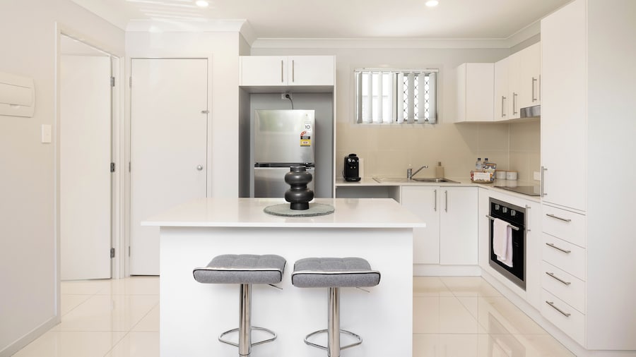 Smart Suites Self Check-in Apartments - 14A Freney