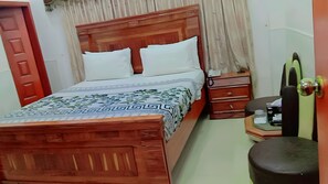 Szoba kétszemélyes vagy két külön ággyal, kilátással a városra | Ingyenes wifi