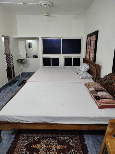 Goroomgo Sandhya Homestay Puri