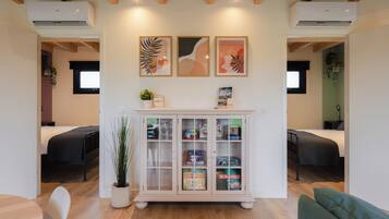 2 slaapkamers, een kluis op de kamer, wifi, beddengoed