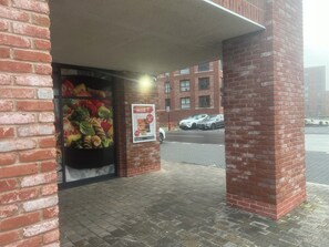 Apartment, 2 Bedrooms, Accessible, Balcony | Parking | Limited parking - Experience Cozy Comfort (Birmingham)