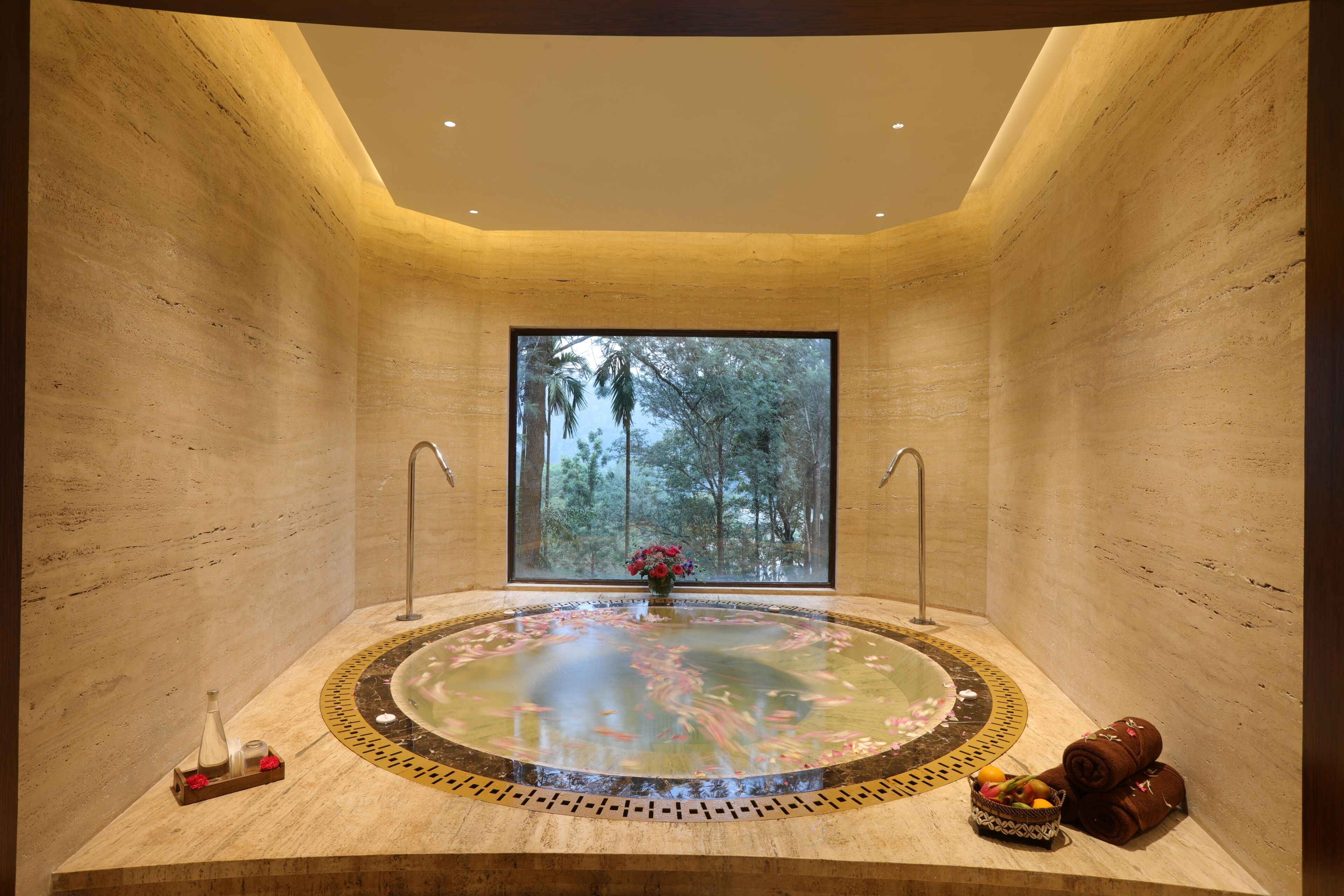 Espace de soins pour les couples, hammam, soins corporels