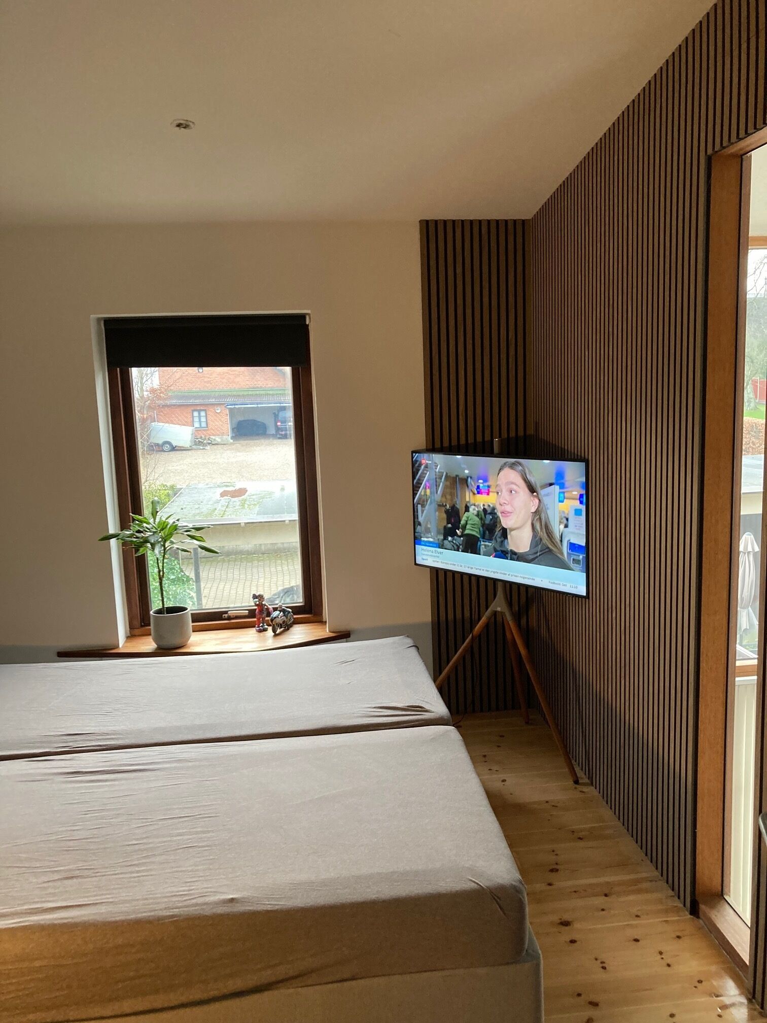 2 dormitorios, tabla de planchar con plancha, wifi y ropa de cama