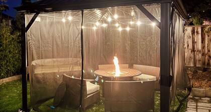 Modern 2BR Guest Suite w/ Kitchen, W&D, Free Parking, Fire Pit - 10 mins to SJC