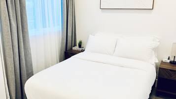 2 slaapkamers, een bureau, een strijkplank/strijkijzer, gratis wifi