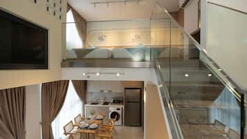 Classic Duplex, City View | 1 bilik tidur, seterika/papan seterika, Wi-fi percuma