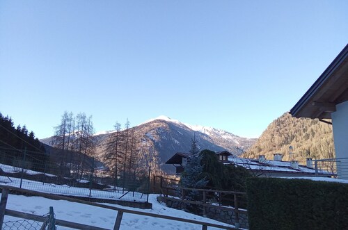 Apartment for 8 people in a quiet area in Pellizzano - Via G. Tomaselli, 6