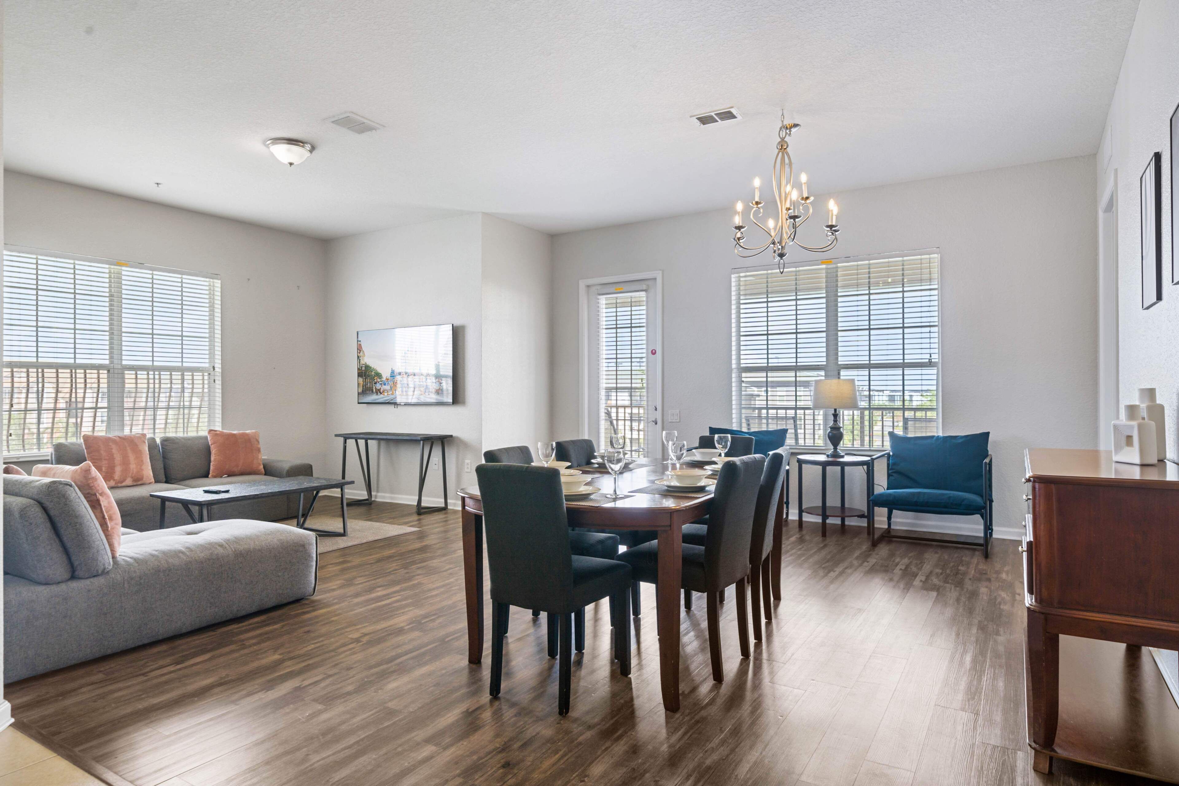 Apartment (3 Bedrooms) | Front of property