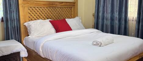 9 bedrooms, iron/ironing board