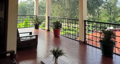 Marvelous 9-bedroom bed & breakfast in Arusha/Tengeru/Akeri road