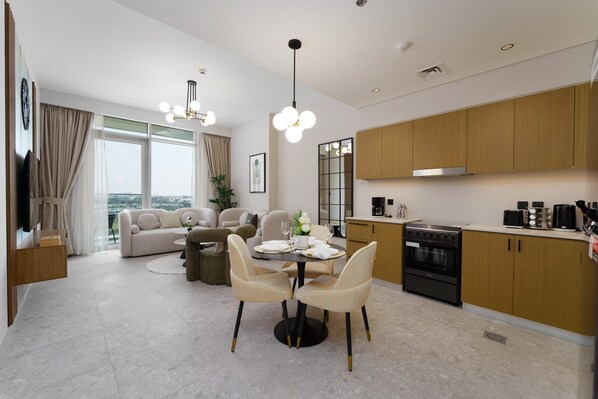 Interior - Serene Retreat w/ Golf Course Views in Dubai Hills (Dubai)