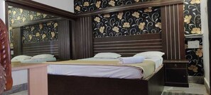 Deluxe Double Room, City View | View from room - Goroomgo The Royal Puri (Brahmagiri)