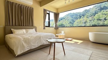 Deluxe Double Room, Mountain View | Free WiFi