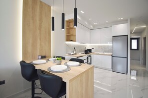Premium-Apartment | 1 Schlafzimmer, individuell dekoriert, individuell eingerichtet