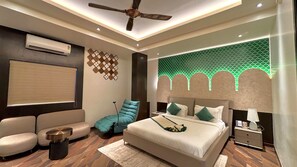 Phòng phong cách cổ điển | Bộ đồ giường kháng dị ứng, truy cập Internet không dây miễn phí 