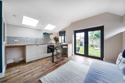 Cottage set in the heart of award-winning village