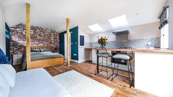 1 bedroom, travel crib, free WiFi, bed sheets