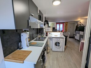 Frigorífico y microondas