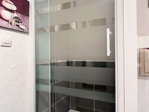 Interior - Renovated studio 150m from the beach with bikes and pets allowed (Saint-Georges-de-Didonne)