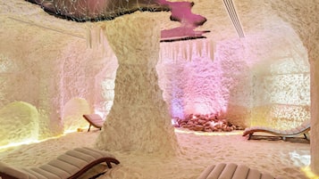 Sauna, steam room, body treatments, body wraps, facials