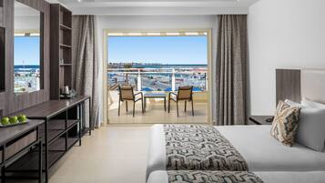 Deluxe-Doppelzimmer, Meerblick | Minibar, Zimmersafe, VerdunkelungsvorhÀnge, schallisolierte Zimmer