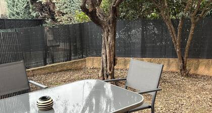 Cosy apartment with garden in DrÎme Provençale