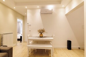 Dining - Vatican Apartment Suite Rome Center Aura D4  (Roma)