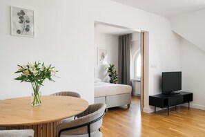 Apartamento | 2 quartos, Wi-Fi de cortesia