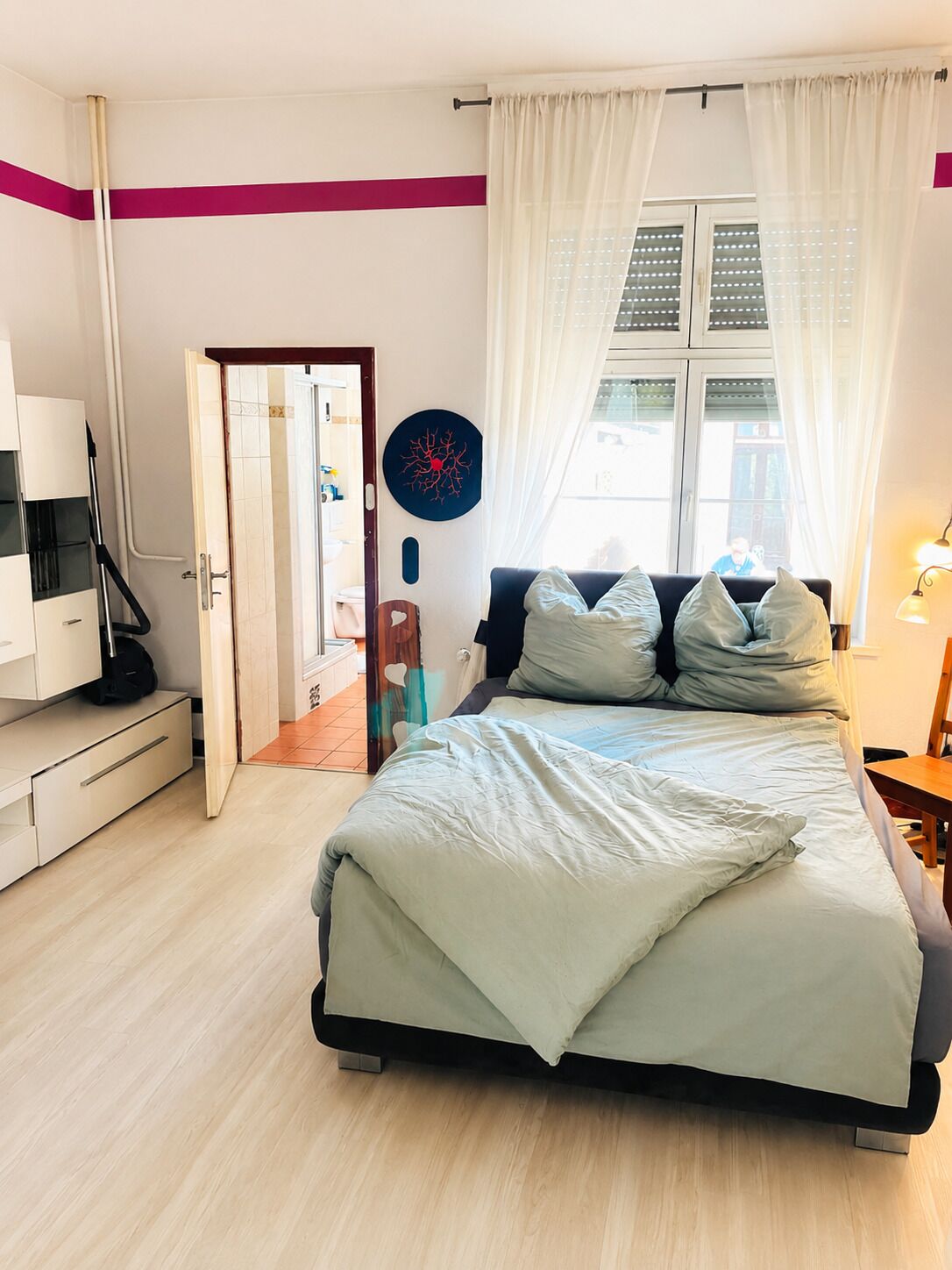 3 bedrooms, WiFi, bed sheets