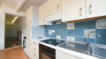 Nhà, 2 phòng ngủ, sân hiên, quang cảnh biển | Khu phòng khách