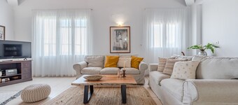 Galini villa, private pool , near amenities, Heraklion