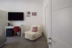 Chambre Deluxe, balcon, vue ville | 1 chambre, bureau, Wi-Fi gratuit