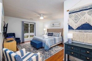 4 chambres, fer et planche à repasser, accès au Wi-Fi (inclus)