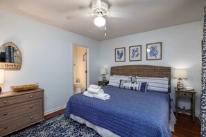 4 chambres, fer et planche à repasser, accès au Wi-Fi (inclus)