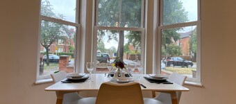 เดอ พาริส แฟลต 1 ในเบดฟอร์ด