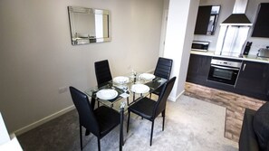 Apartment | 1 bedroom - Stayzo Self Catering Accommodation 3 -bradford UK (Bradford)