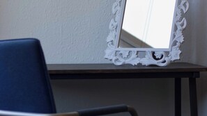 Apartment | 3 bedrooms - Stayzo House Accommodation - Coventry Free Parking (Coventry)