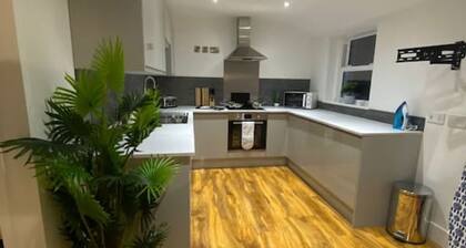 De Parys Serviced Flat in Bedford 4 Live