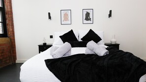 Apartment | 3 bedrooms, Internet - The Nichols Building Spacious 3-bedroom Apartment (Sheffield)